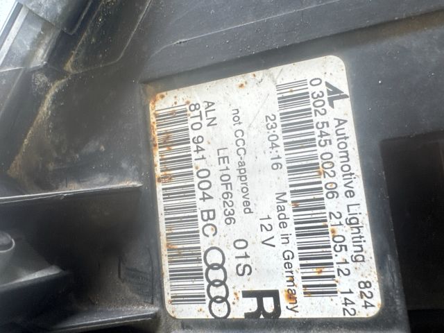 bontott AUDI A5 Jobb Fényszóró