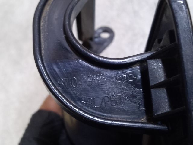 bontott AUDI A5 Jobb Fényszórómosó Fedél