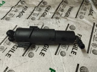 bontott AUDI A5 Jobb Fényszórómosó Fúvóka