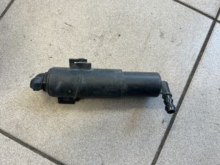 bontott AUDI A5 Jobb Fényszórómosó Fúvóka