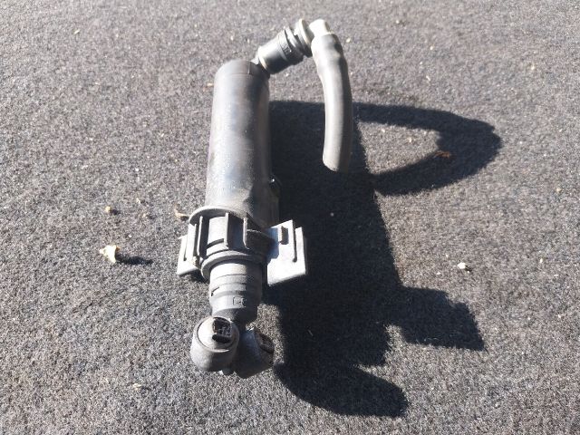 bontott AUDI A5 Jobb Fényszórómosó Fúvóka