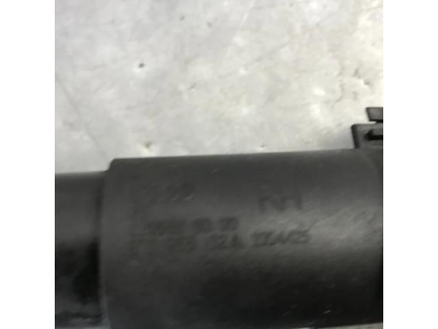 bontott AUDI A5 Jobb Fényszórómosó Fúvóka