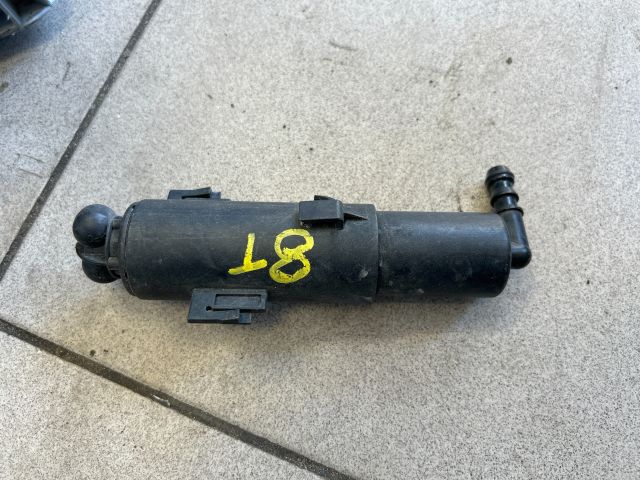 bontott AUDI A5 Jobb Fényszórómosó Fúvóka