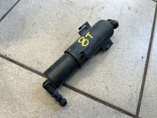 bontott AUDI A5 Jobb Fényszórómosó Fúvóka