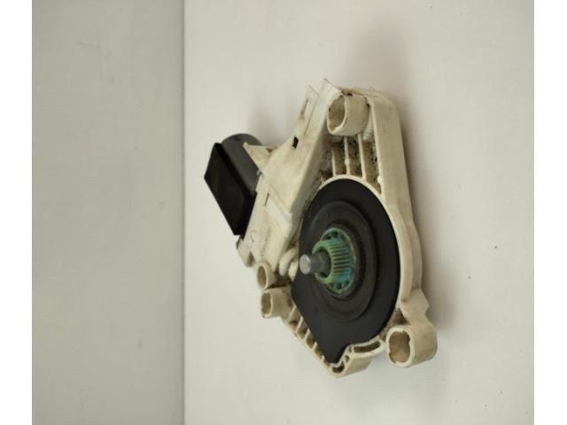 bontott AUDI A5 Jobb hátsó Ablakemelő Motor