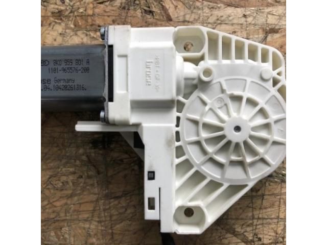 bontott AUDI A5 Jobb hátsó Ablakemelő Motor