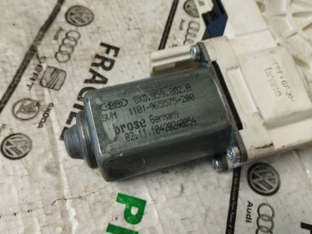 bontott AUDI A5 Jobb hátsó Ablakemelő Motor