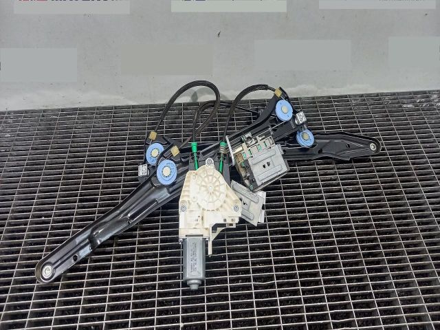 bontott AUDI A5 Jobb hátsó Ablakemelő Szerkezet (Elektromos)