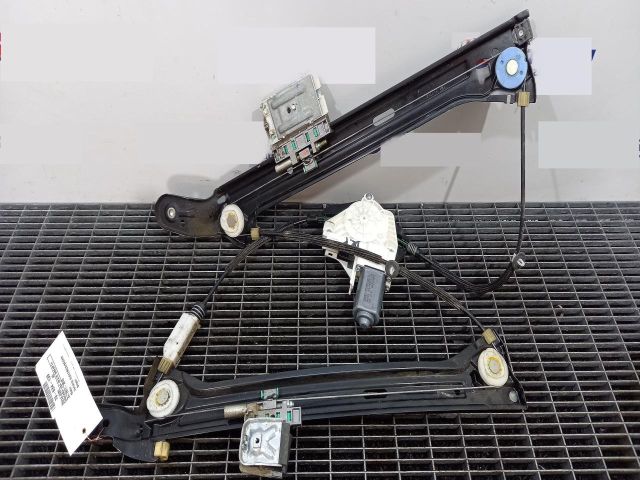 bontott AUDI A5 Jobb hátsó Ablakemelő Szerkezet (Elektromos)