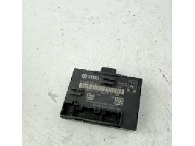 bontott AUDI A5 Jobb hátsó Ajtó Vezérlőegység
