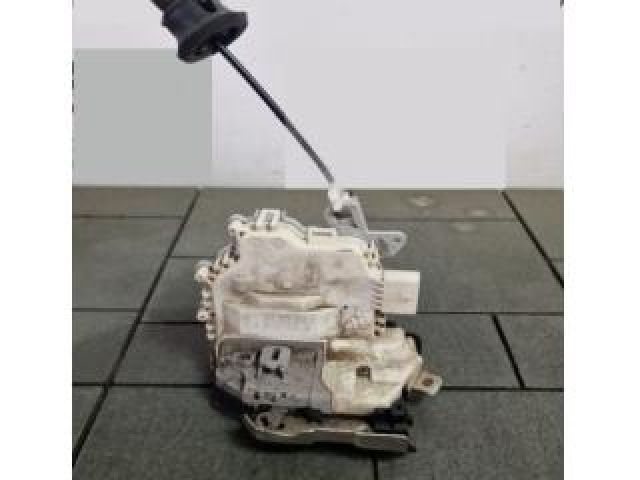 bontott AUDI A5 Jobb hátsó Ajtózár