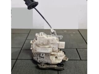 bontott AUDI A5 Jobb hátsó Ajtózár