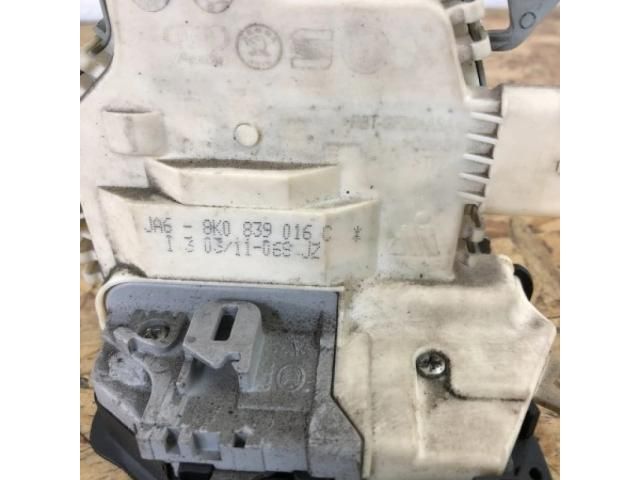 bontott AUDI A5 Jobb hátsó Ajtózár