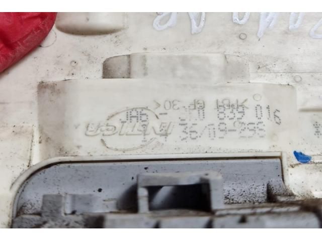 bontott AUDI A5 Jobb hátsó Ajtózár