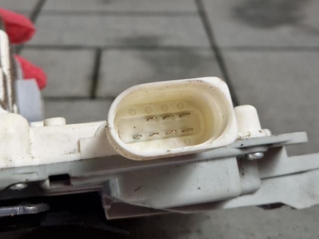 bontott AUDI A5 Jobb hátsó Ajtózár