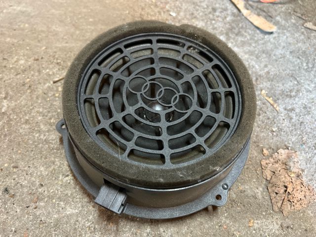 bontott AUDI A5 Jobb hátsó Hangszóró