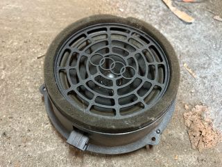 bontott AUDI A5 Jobb hátsó Hangszóró