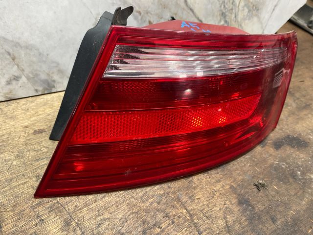 bontott AUDI A5 Jobb Hátsó Lámpa