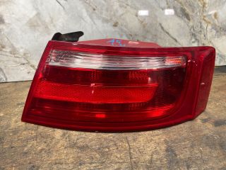 bontott AUDI A5 Jobb Hátsó Lámpa