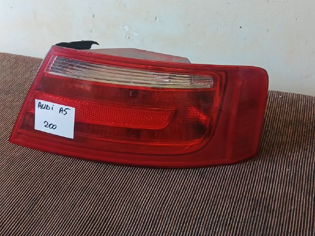 bontott AUDI A5 Jobb Hátsó Lámpa