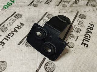 bontott AUDI A5 Jobb Kalaptartó Tartó Konzol