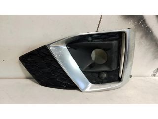 bontott AUDI A5 Jobb Ködfényszóró Lámpakeret