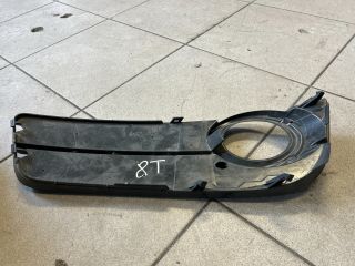 bontott AUDI A5 Jobb Ködlámpa Rács