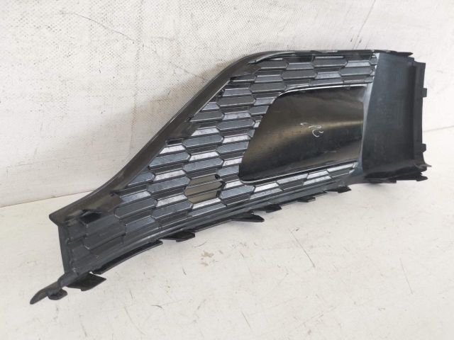 bontott AUDI A5 Jobb Ködlámpa Rács