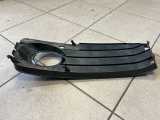 bontott AUDI A5 Jobb Ködlámpa Rács