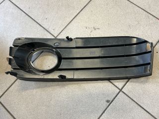 bontott AUDI A5 Jobb Ködlámpa Rács