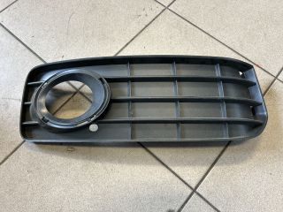 bontott AUDI A5 Jobb Ködlámpa Rács