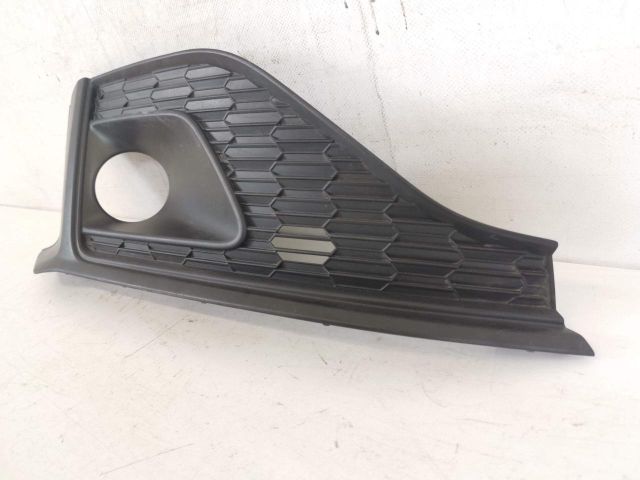 bontott AUDI A5 Jobb Ködlámpa Rács