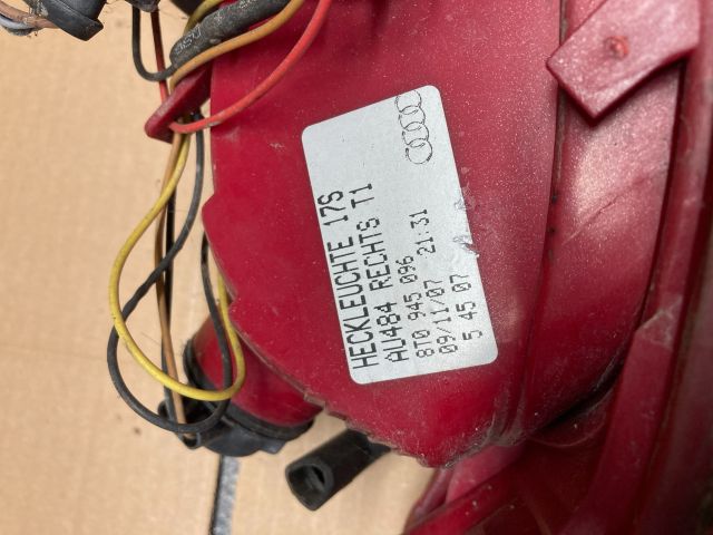 bontott AUDI A5 Jobb Külső Hátsó Lámpa