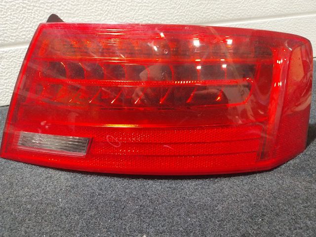 bontott AUDI A5 Jobb Külső Hátsó Lámpa