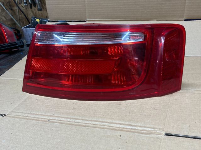 bontott AUDI A5 Jobb Külső Hátsó Lámpa