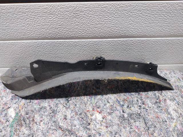 bontott AUDI A5 Jobb Küszöb Légterelő