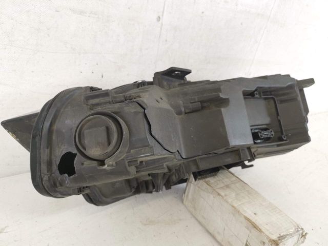 bontott AUDI A5 Jobb Ledes Fényszóró