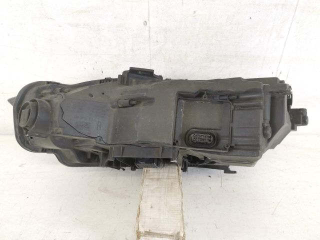 bontott AUDI A5 Jobb Ledes Fényszóró