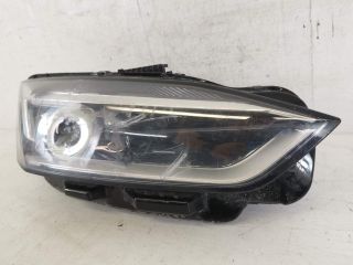 bontott AUDI A5 Jobb Ledes Fényszóró
