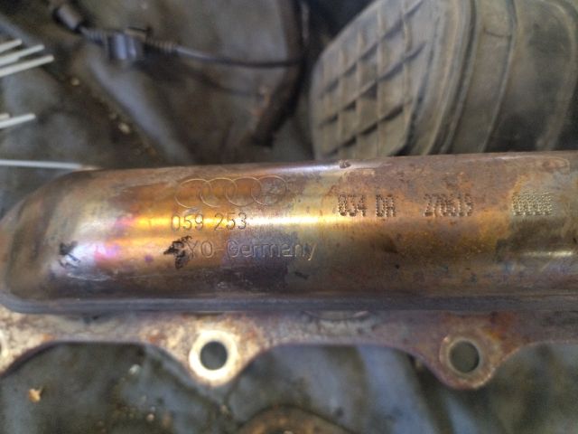 bontott AUDI A5 Jobb Leömlő (V-Motor/Boxer)