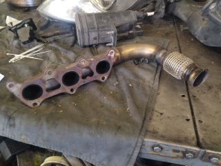 bontott AUDI A5 Jobb Leömlő (V-Motor/Boxer)