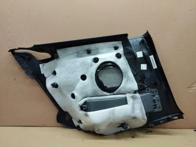 bontott AUDI A5 Jobb Oldalkárpit (2-3 ajtóshoz hátra)