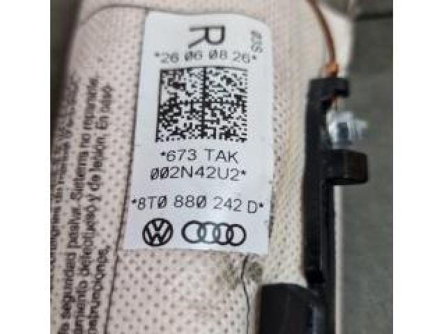 bontott AUDI A5 Jobb Oldallégzsák