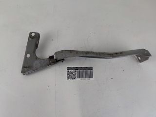 bontott AUDI A5 Jobb Sárvédő Oldaltartó