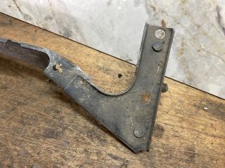 bontott AUDI A5 Jobb Sárvédő Oldaltartó