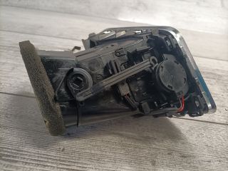 bontott AUDI A5 Jobb Szellőző