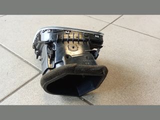 bontott AUDI A5 Jobb Szellőző