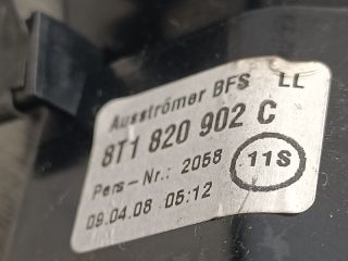 bontott AUDI A5 Jobb Szellőző