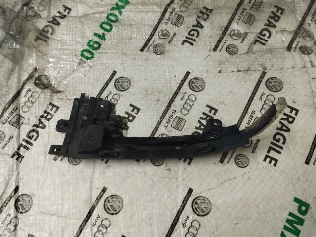 bontott AUDI A5 Jobb Visszapillantó Tükör Irányjelző