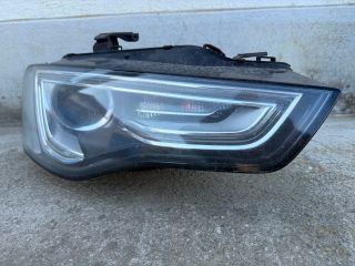 bontott AUDI A5 Jobb Xenon Fényszóró